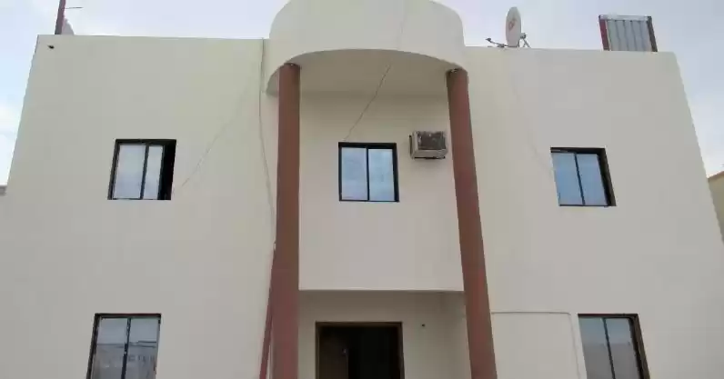 Wohn Klaar eigendom 1 Schlafzimmer U/F Wohnung  zu vermieten in Doha #15692 - 1  image 